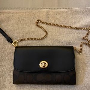 Coach Crossover Wallet